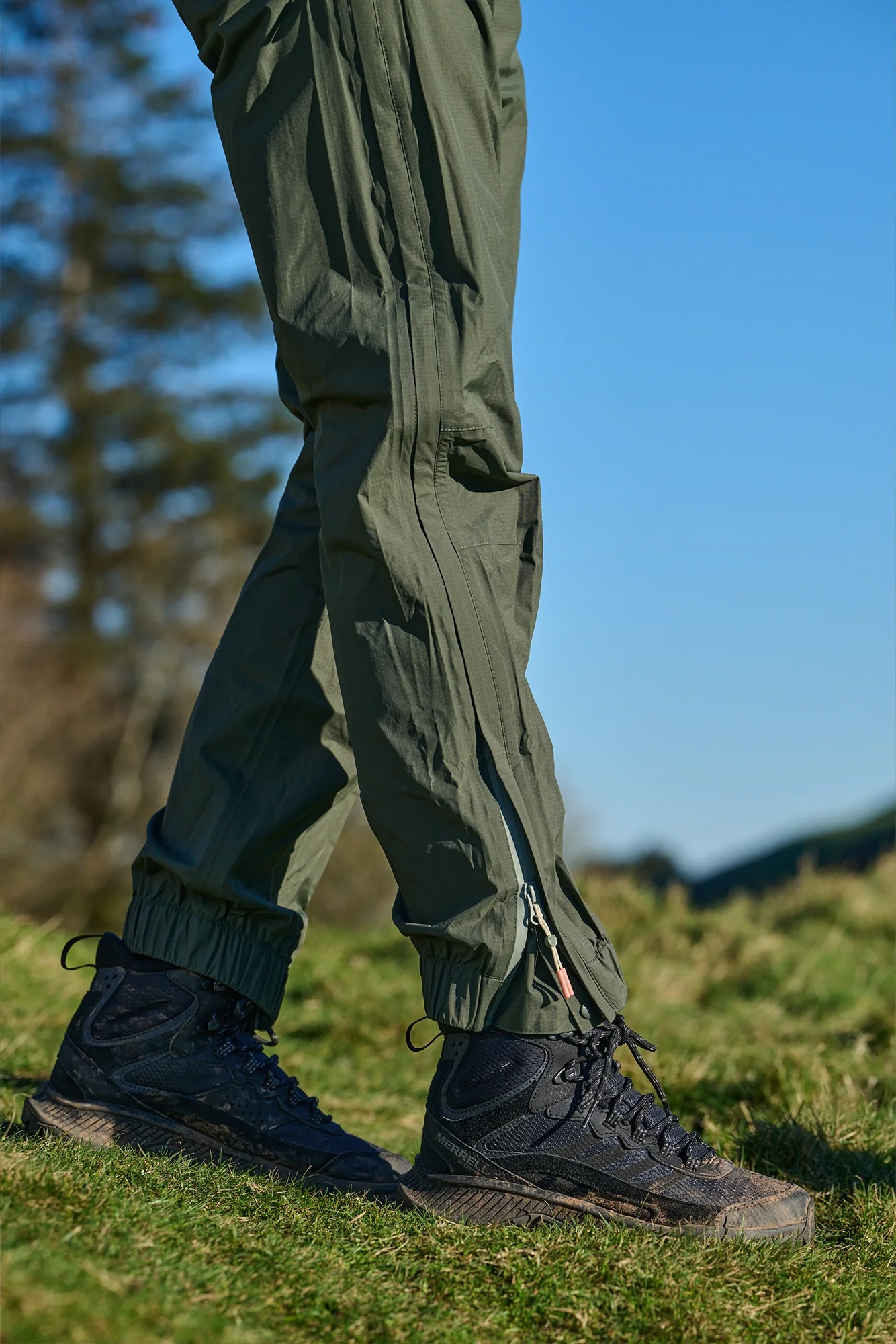 Off Grid Overtrousers - Deep Sage - Image 7